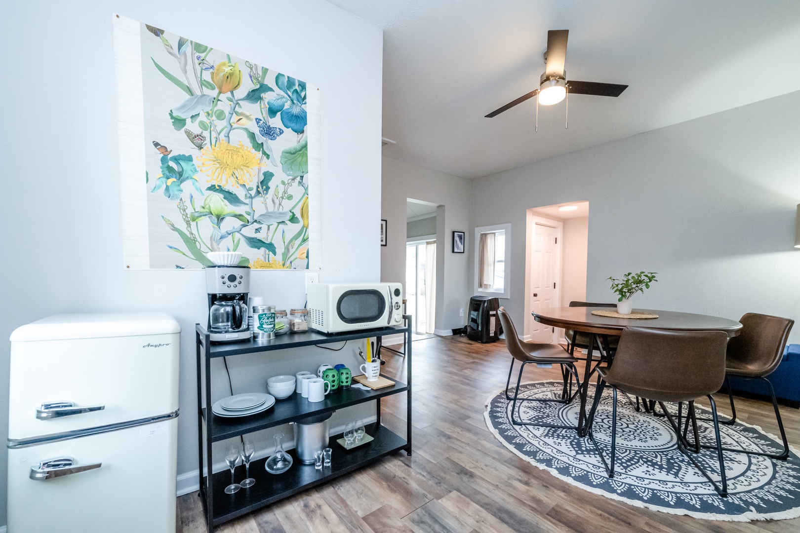 Mini Kitchen