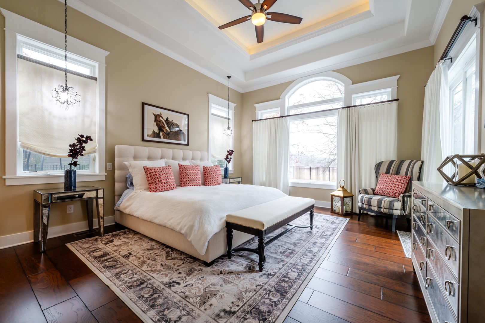 Main Floor Bedroom #1 (King)