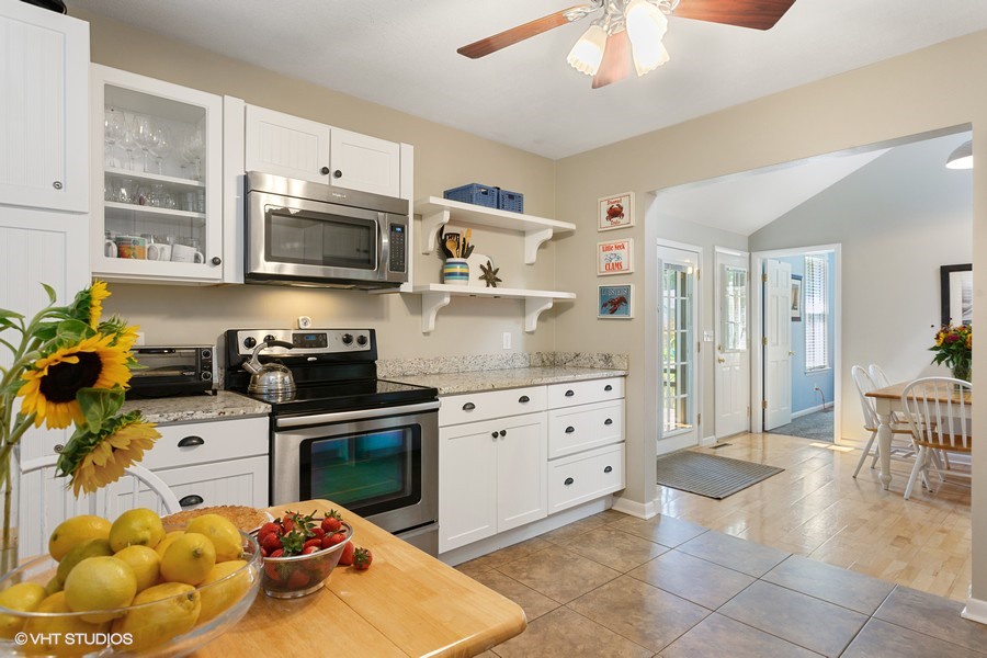 Fully Stocked Kitchen