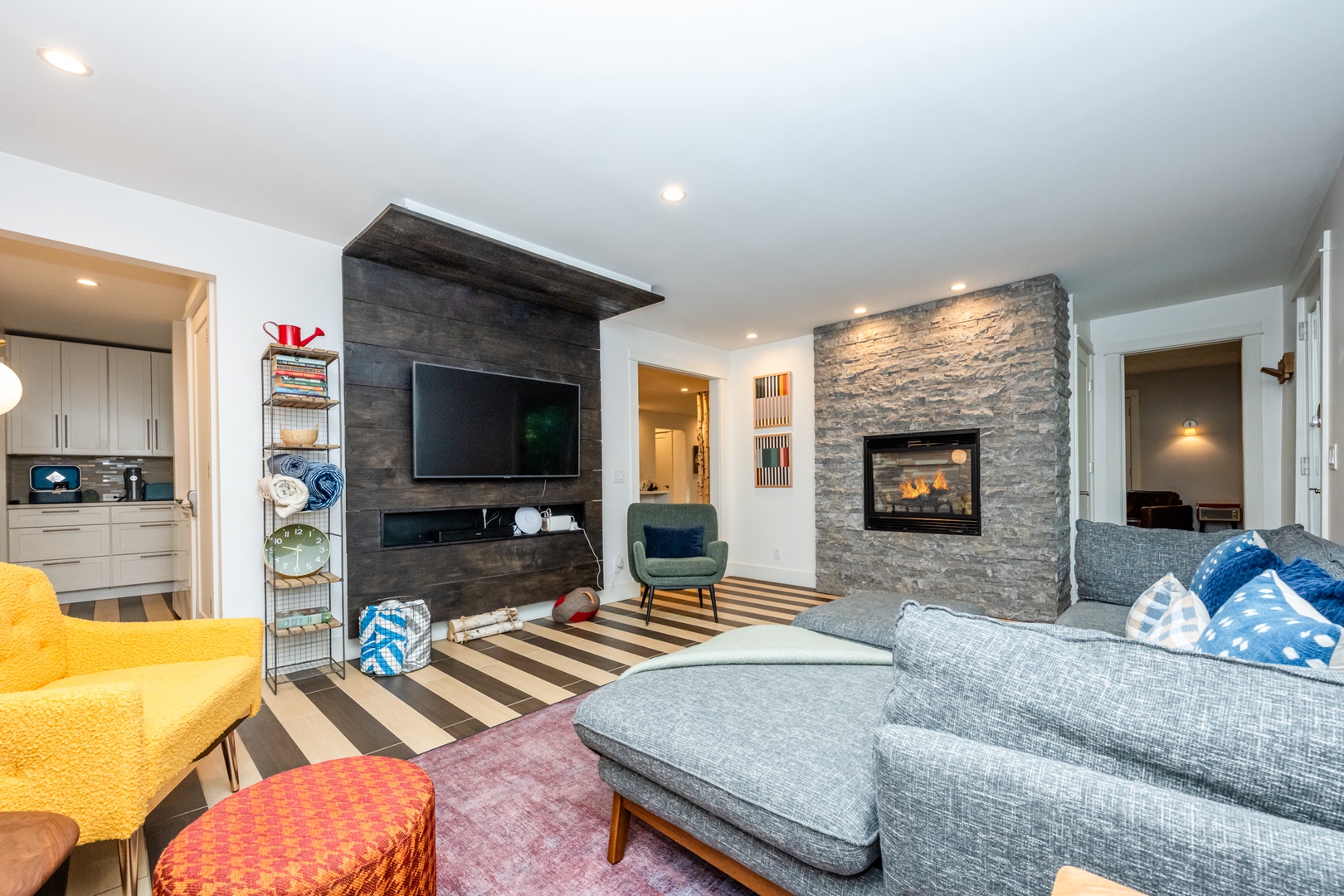 Spacious Family Room