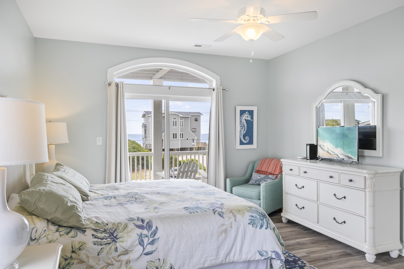 2nd Floor Primary Suite w/ King Bed & Ocean Views