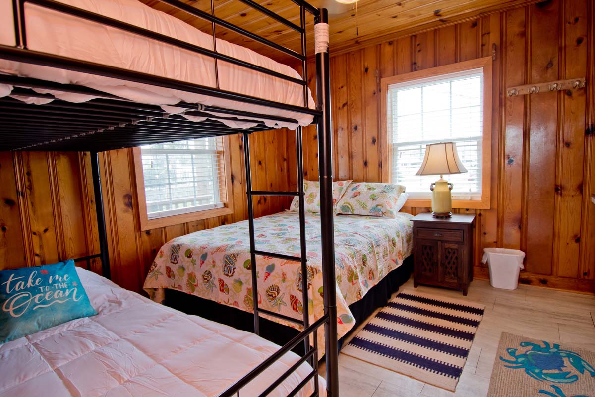 Bedroom with Queen and Twin Bunk