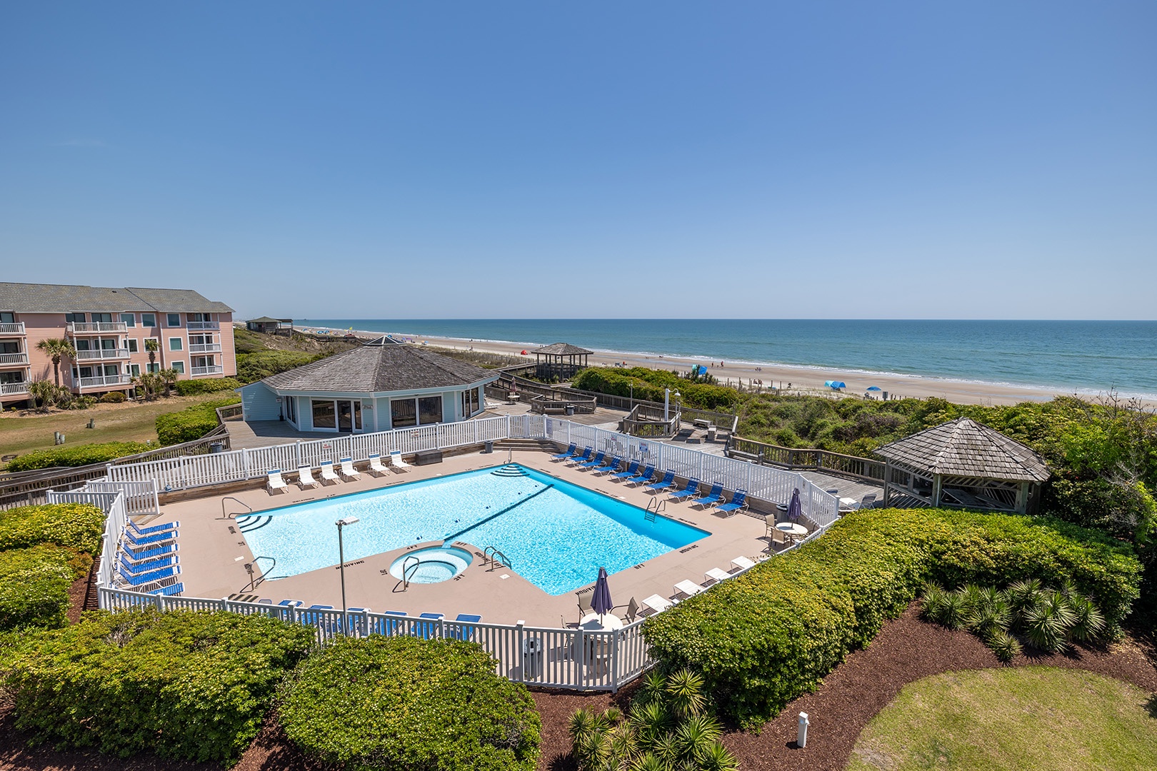 Oceanfront Pool