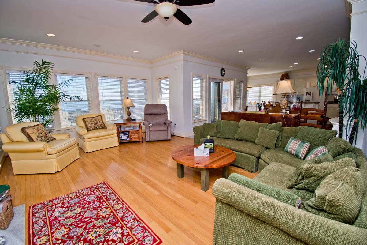 Living Area has Ocean Views!