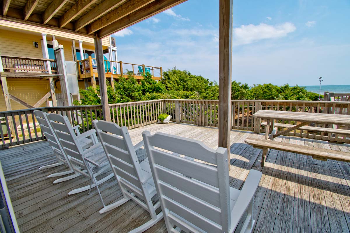 Conch-In-Emerald-Isle-Vacation-Rental-Bluewater-NC-02