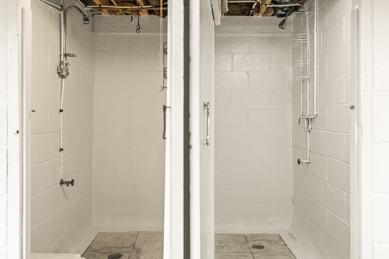 1st Floor Hall Showers