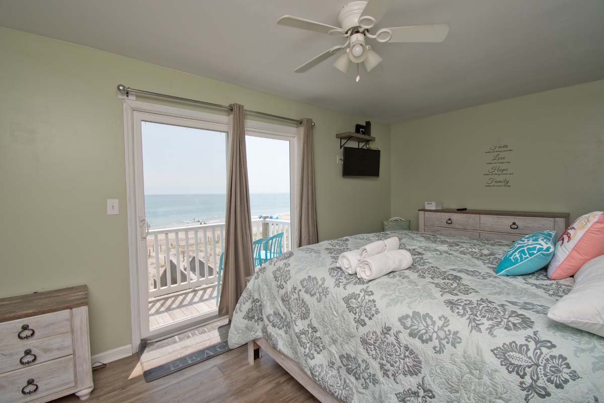 Level Two Oceanfront Master Bedroom with King