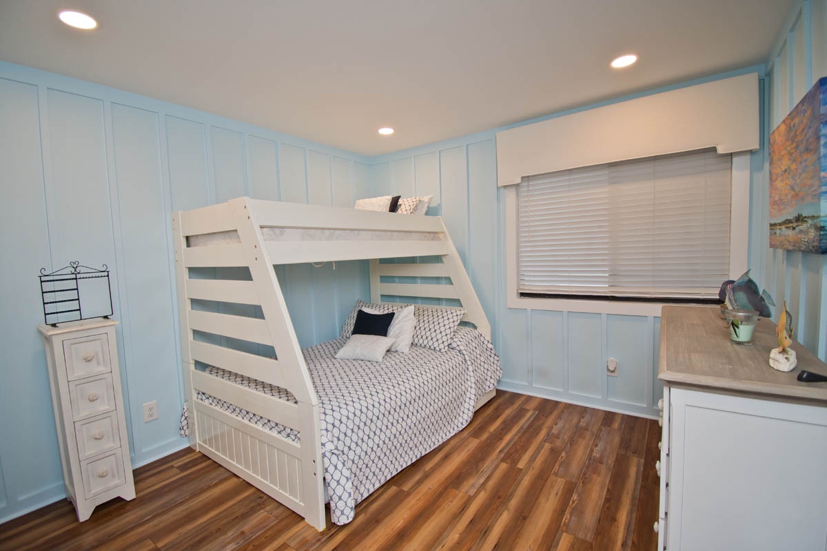 Bedroom with Double/Twin Bunk