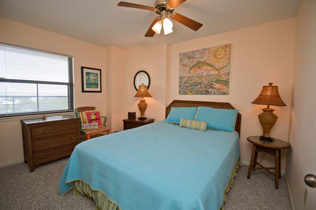Summer-Winds-521-Indian-Beach-NC-Vacation-Rental-Bluewater-17