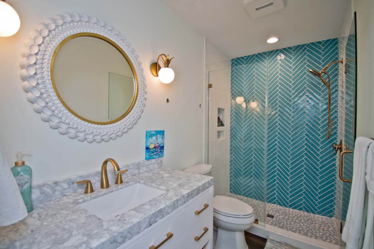Level One Hall bath