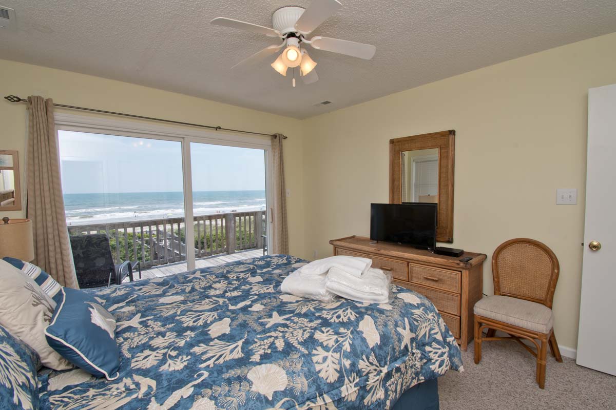 Conch-In-Emerald-Isle-Vacation-Rental-Bluewater-NC-30