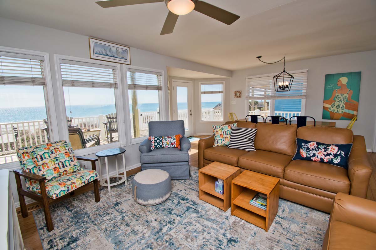 Living Area has Oceanviews