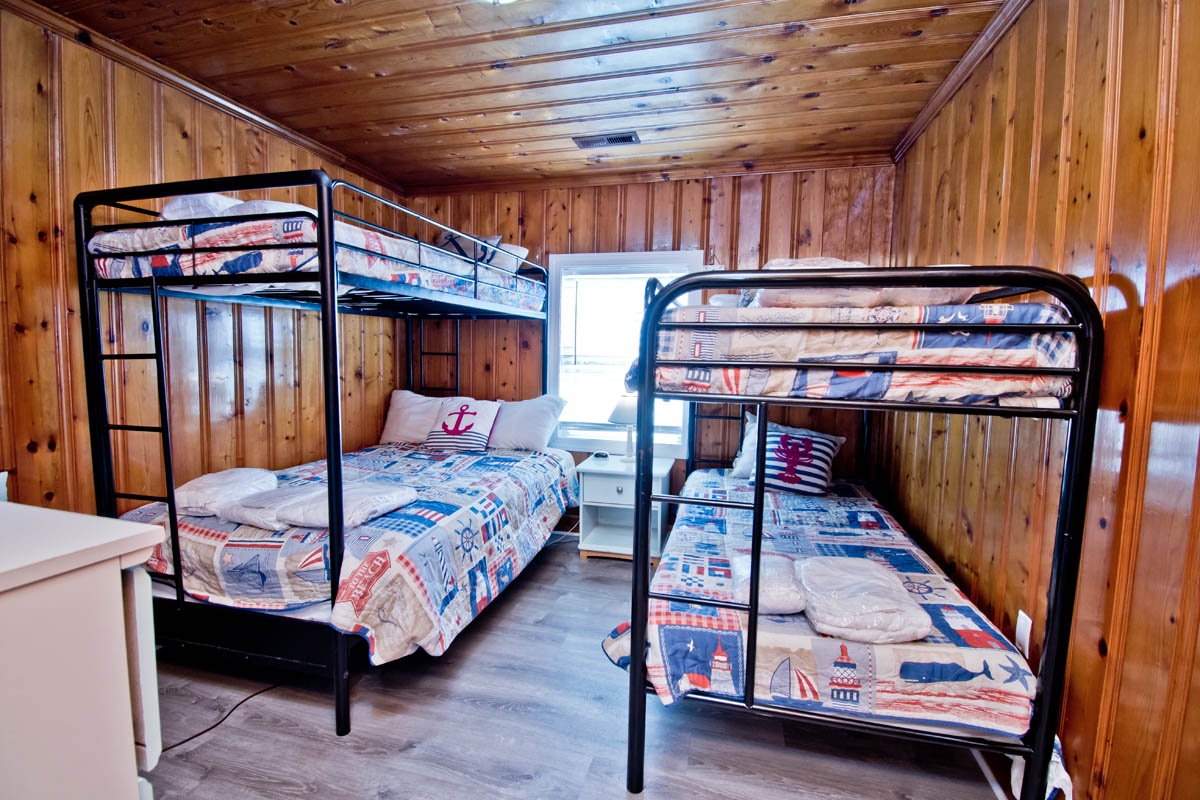 Bedroom w/ Two Twin Bunks