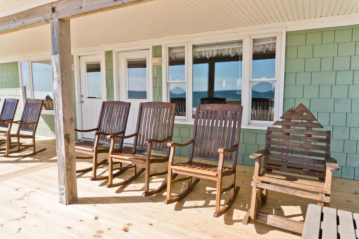 Captain's Quarters East