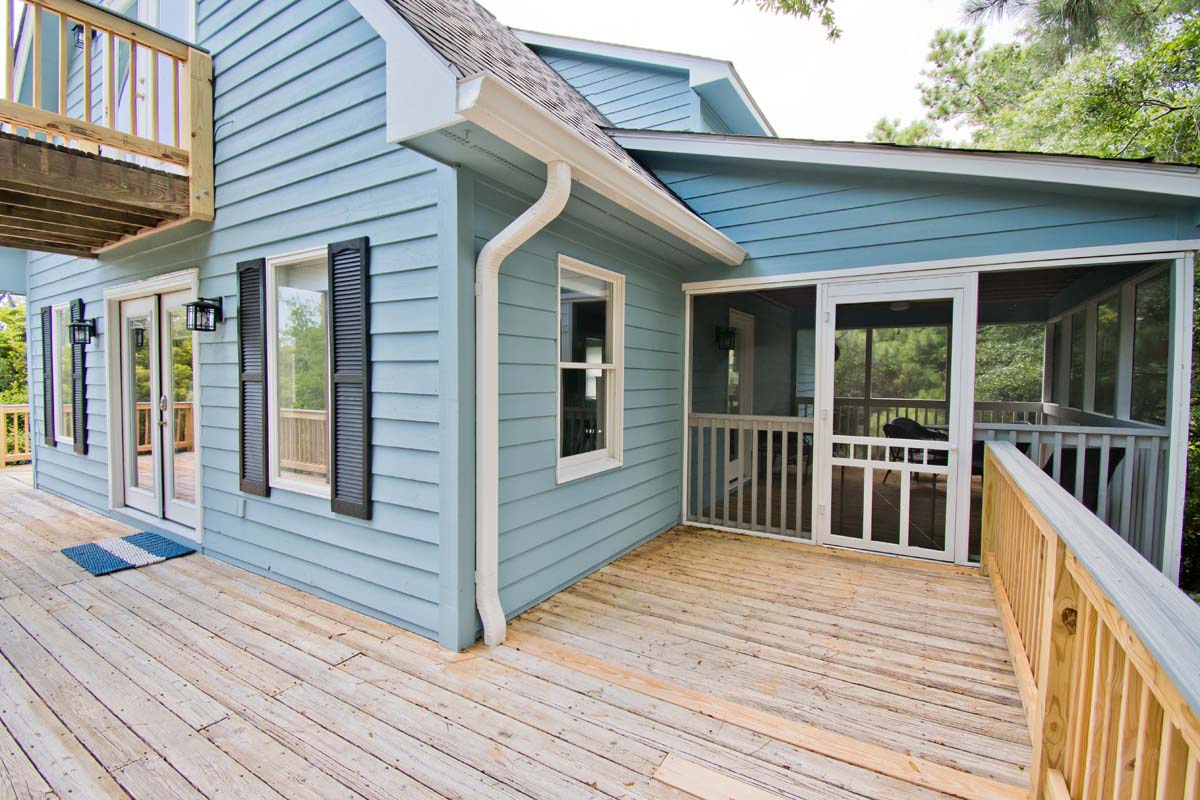 Level One Deck