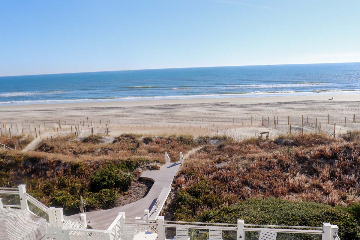 Sea-Forever-Emerald-Isle-NC-Vacation-Rental-Bluewater-17