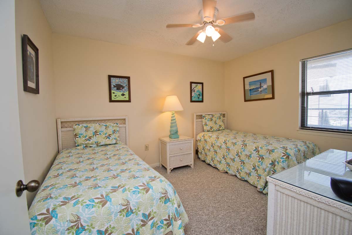 Summer-Winds-521-Indian-Beach-NC-Vacation-Rental-Bluewater-19