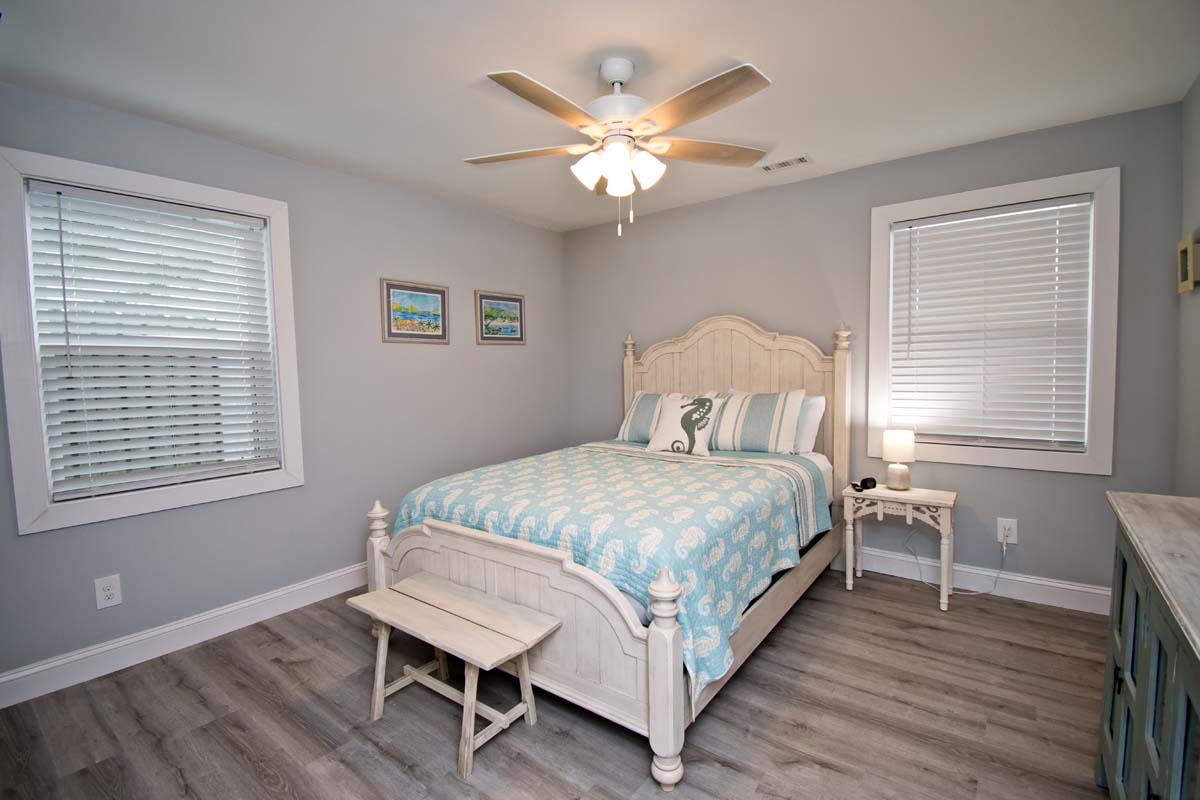 Ground Level Bedroom with Queen