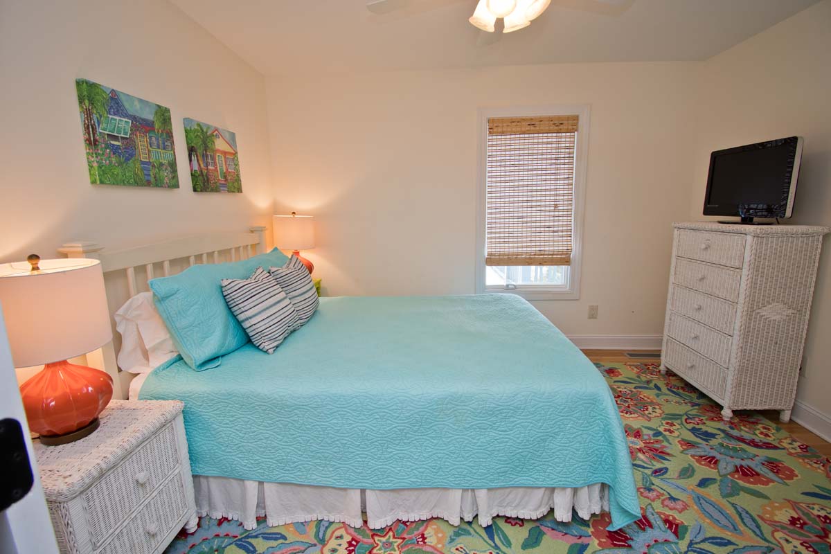 Level One Bedroom with Queen