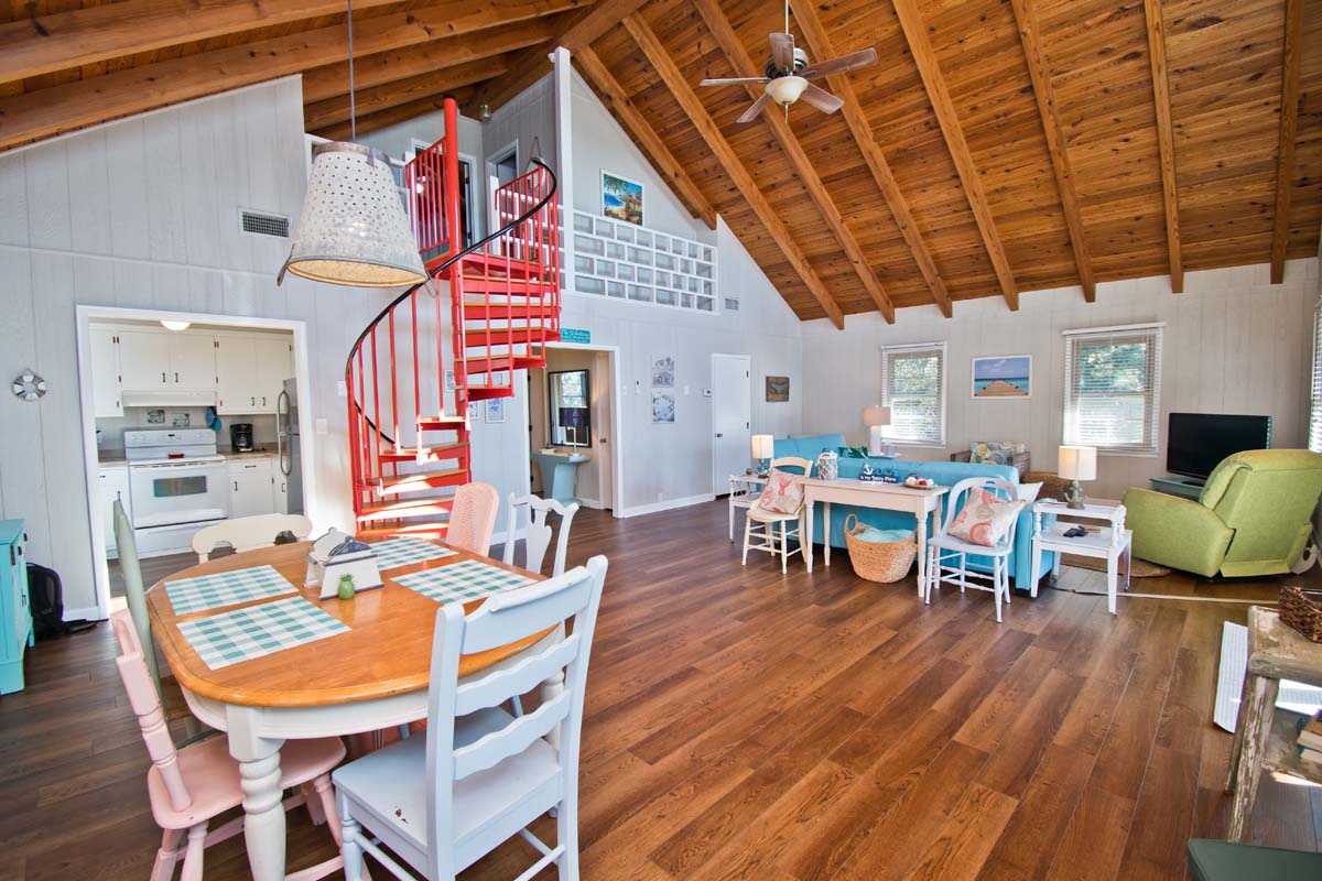 Level One Dining / Living
