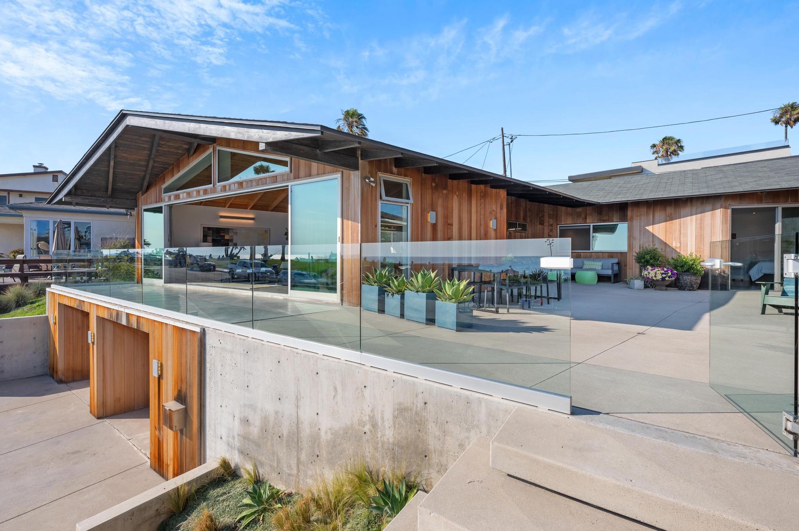 Expansive indoor/outdoor living