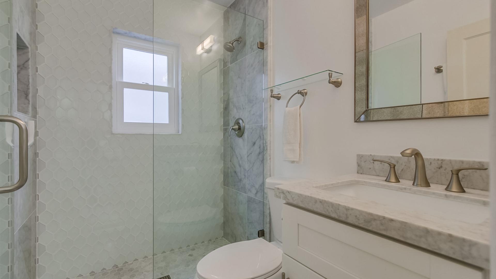 Full bath on the ground floor