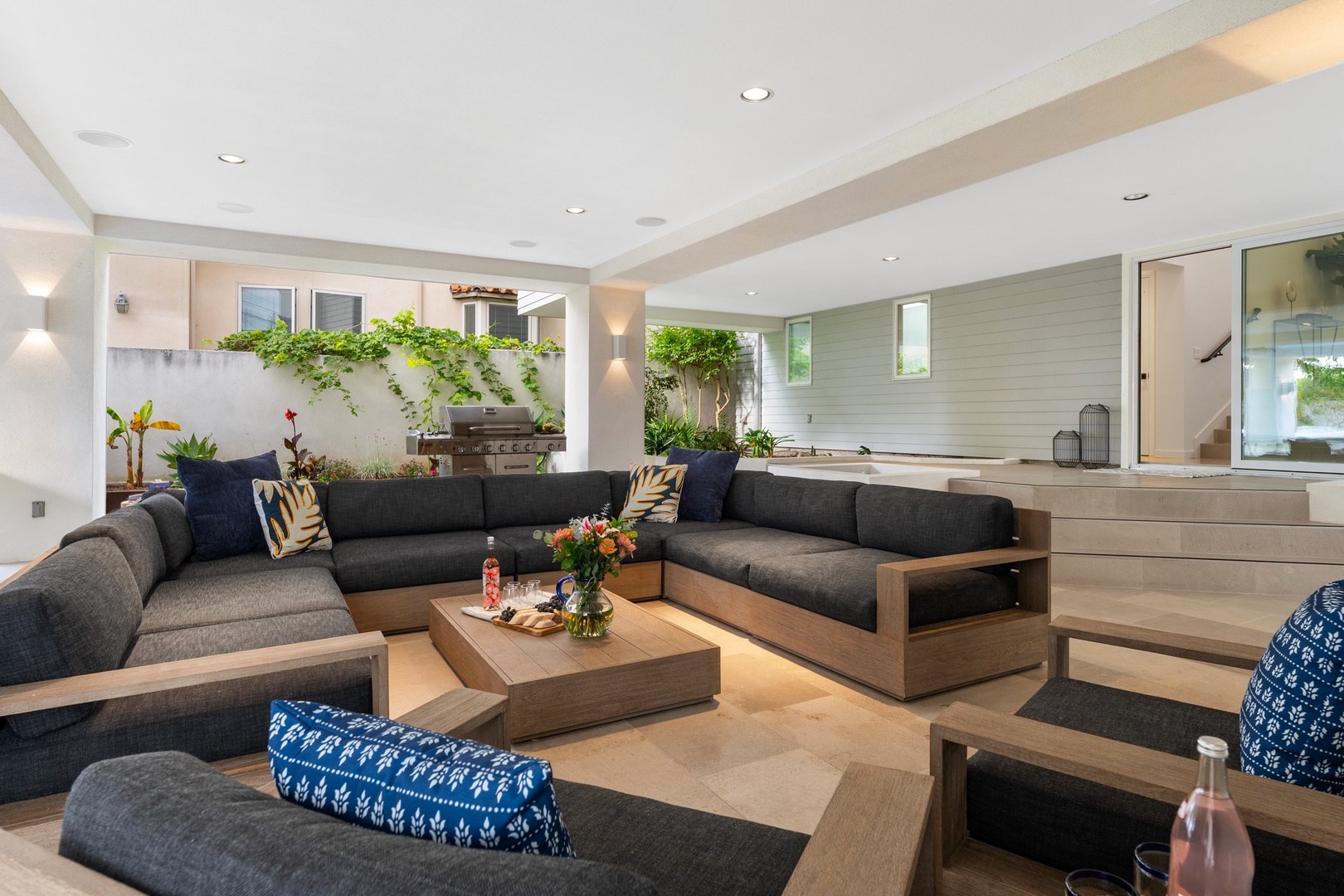 B5406 Shoreline Retreat