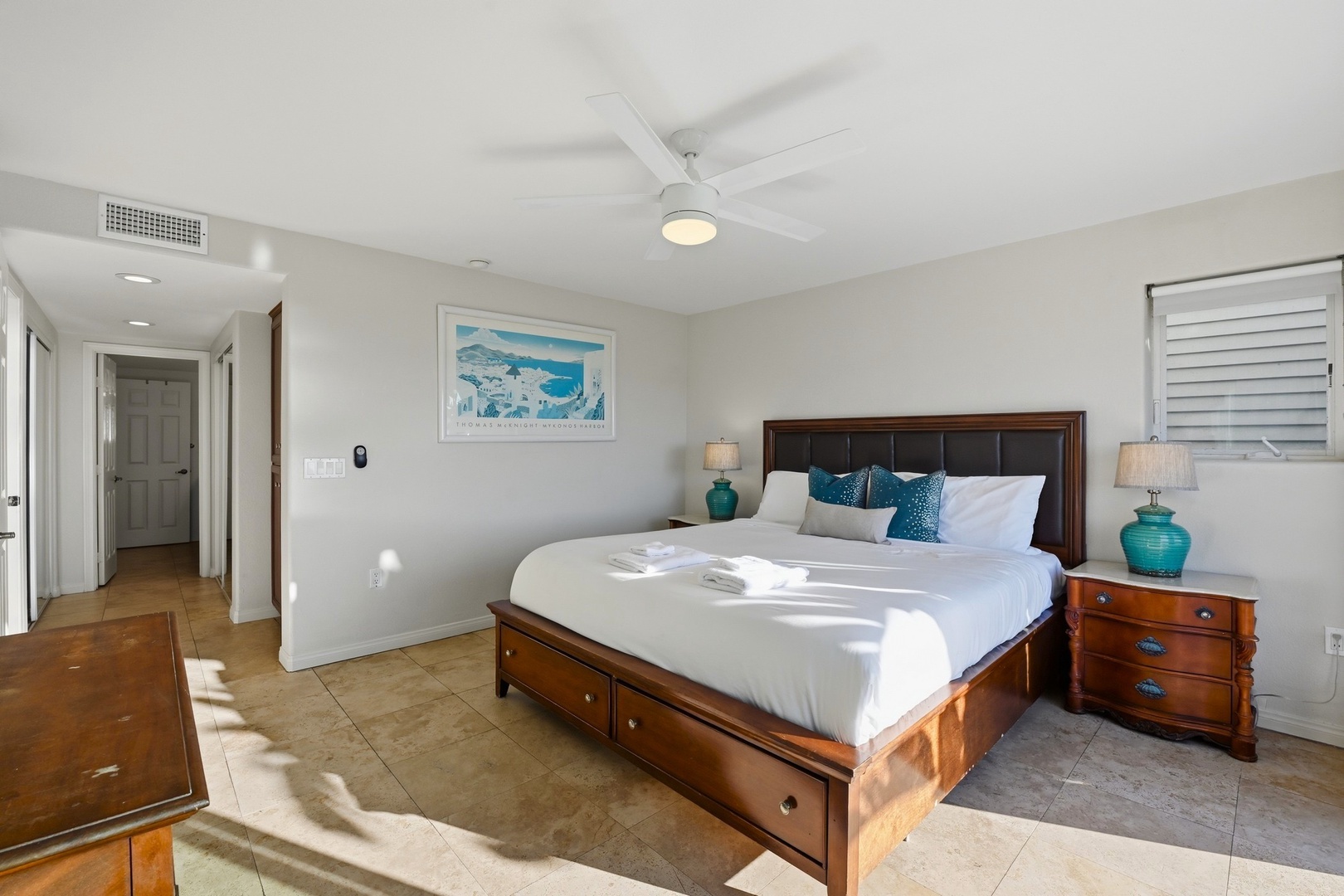 Primary Suite view towards the en suite