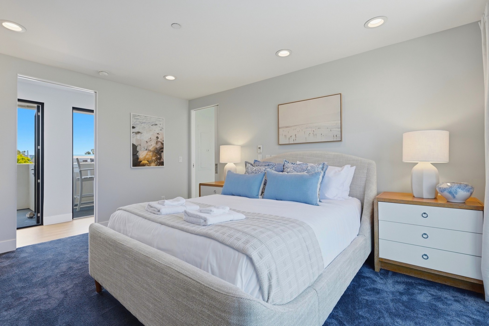Guest Suite 1 with Queen bed