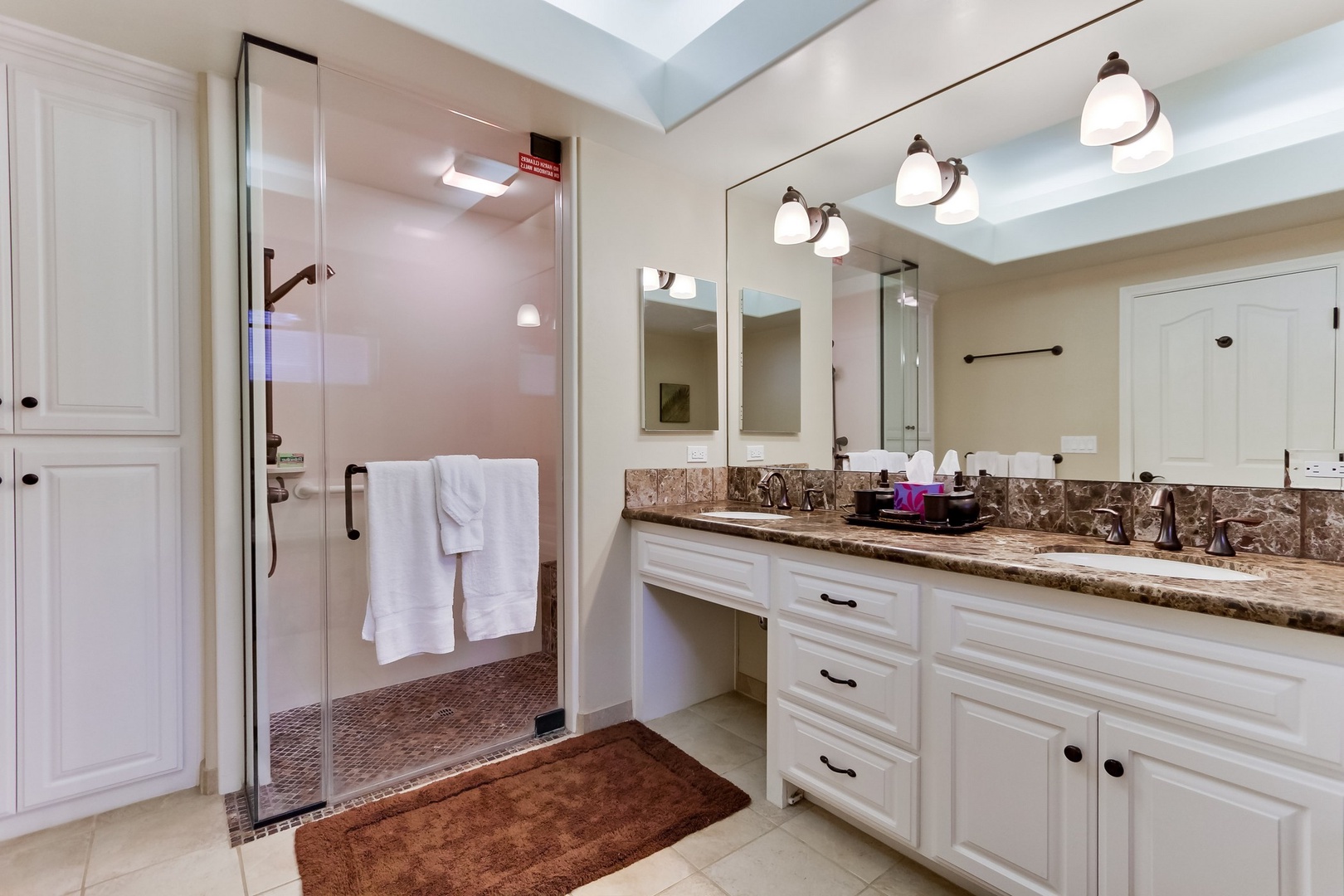 Primary suite bath with walk-in shower