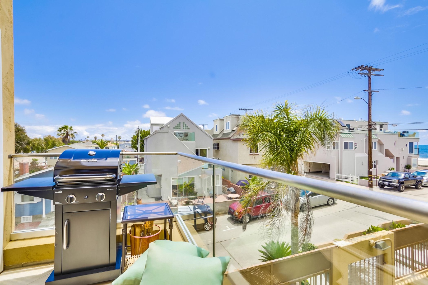 Balcony with gas BBQ