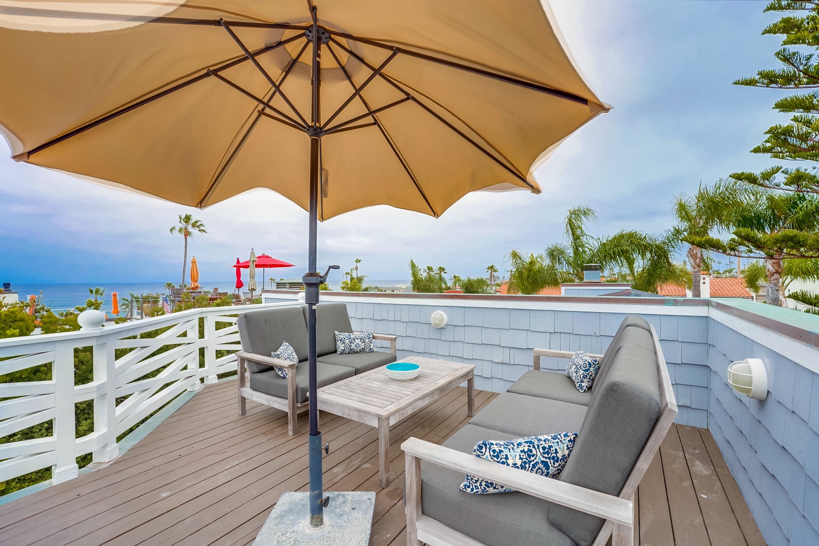 Ocean and coastal view rooftop deck