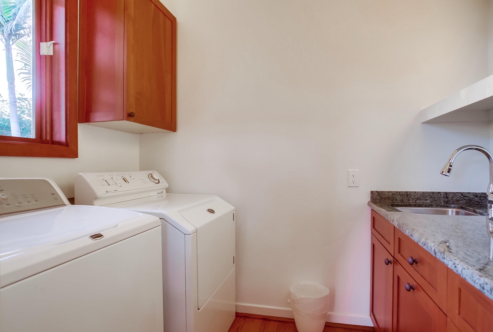 Full-size laundry room