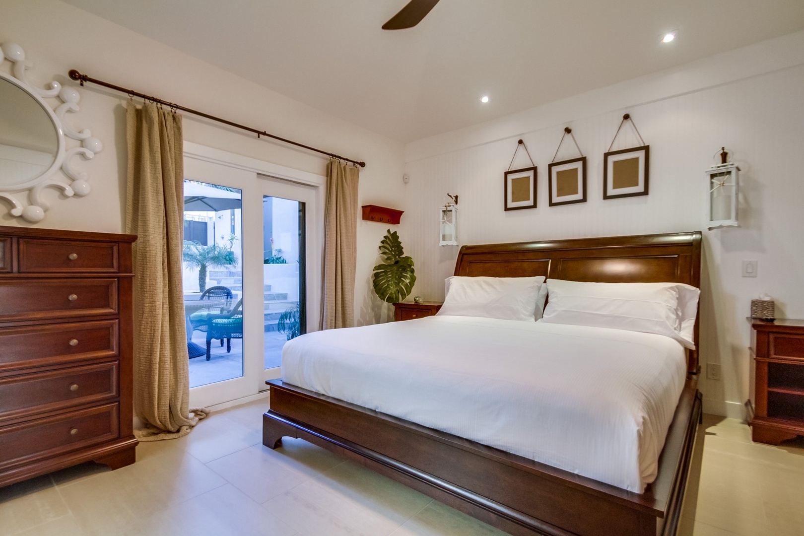 Master Bedroom with king bed