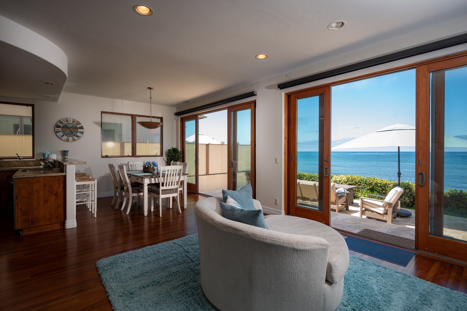 Living area leads to dining table