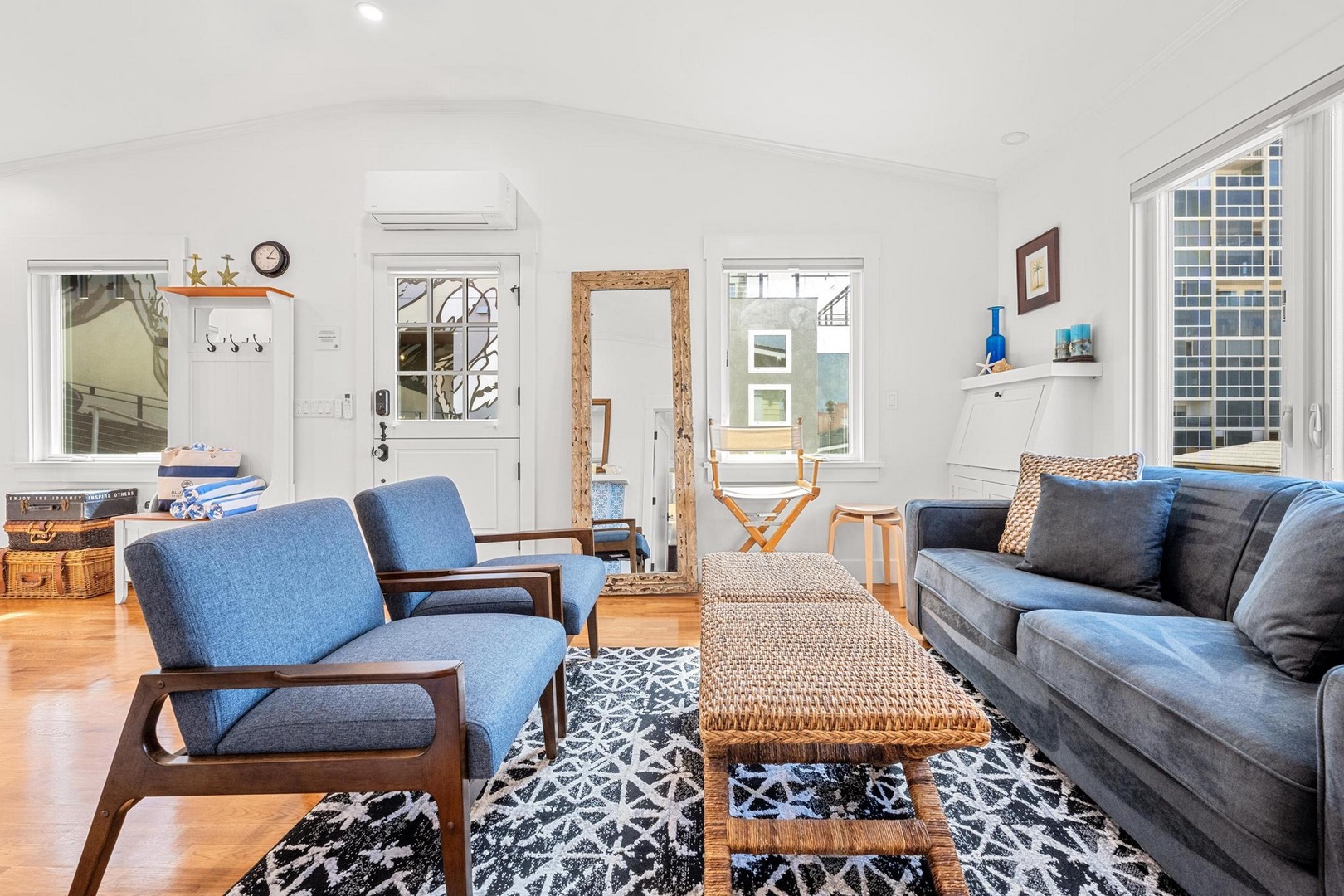 Fresh living room