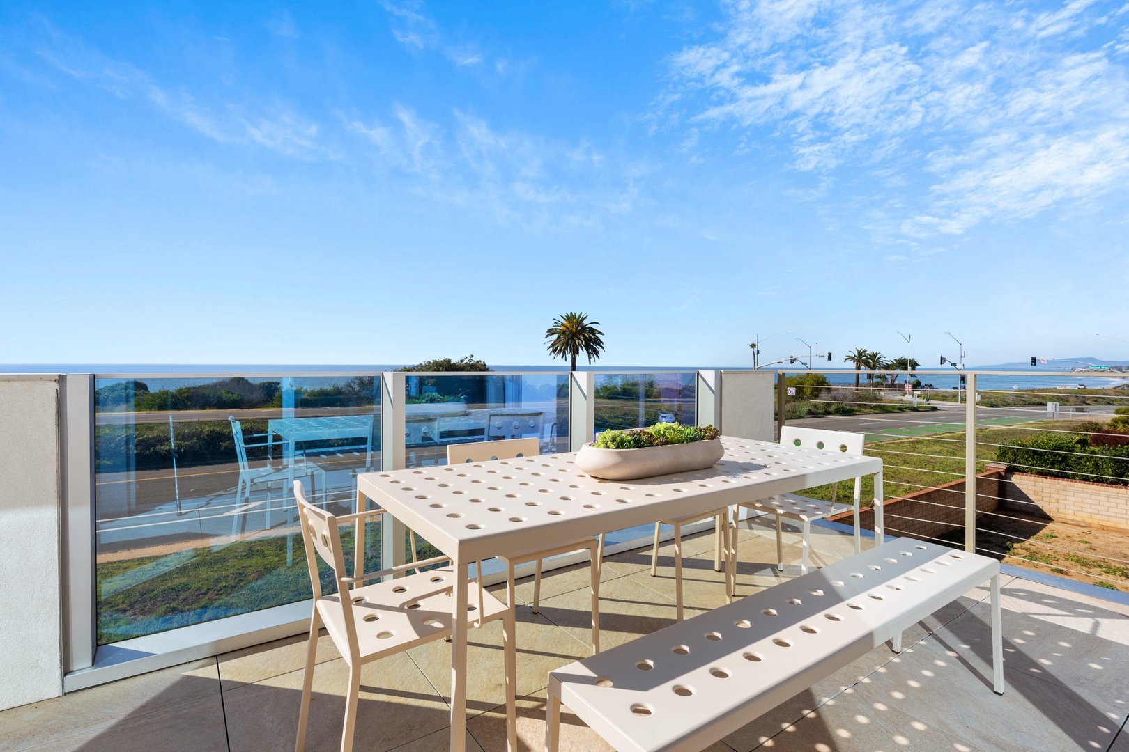 Dining table on the living room terrace