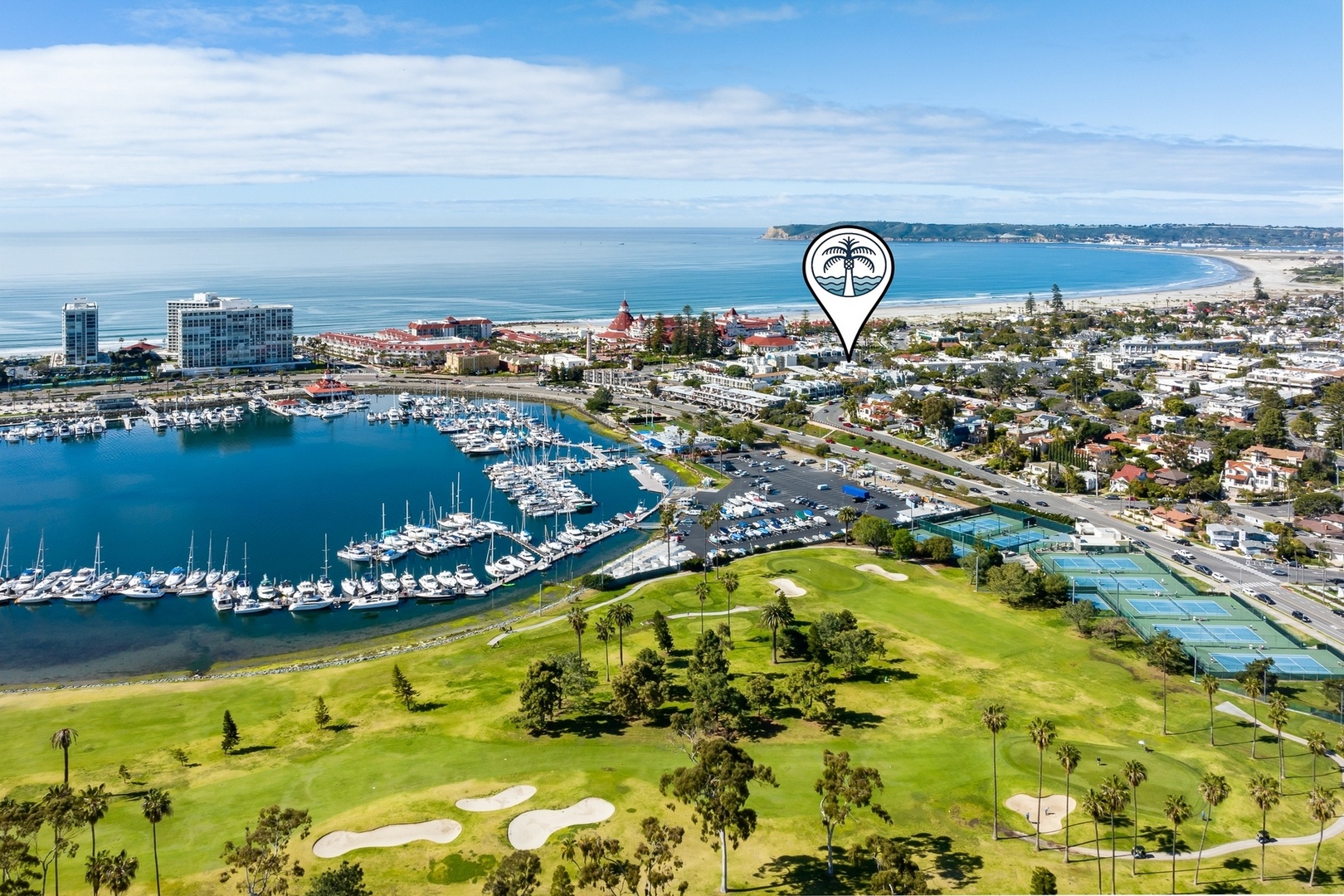 Marina, golf, tennis, shopping and dining
