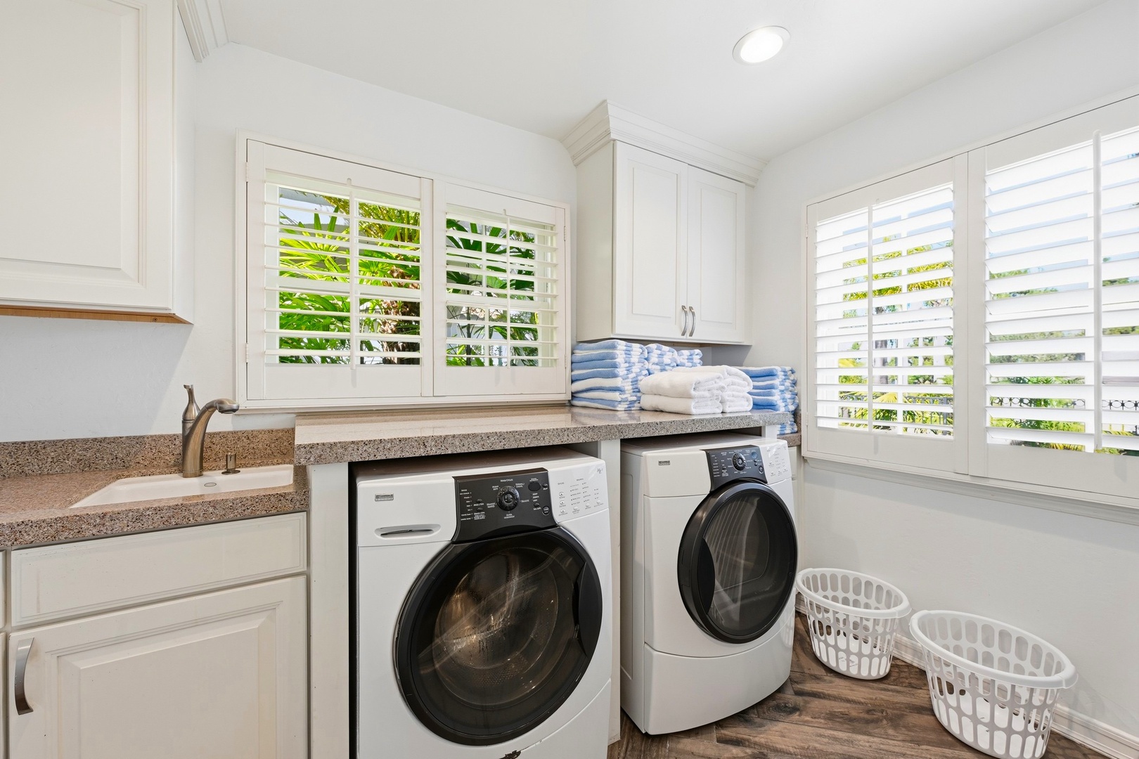 Full-size laundry room