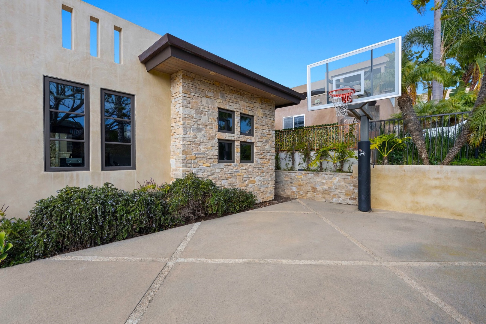 Basketball hoop for more outdoor fun