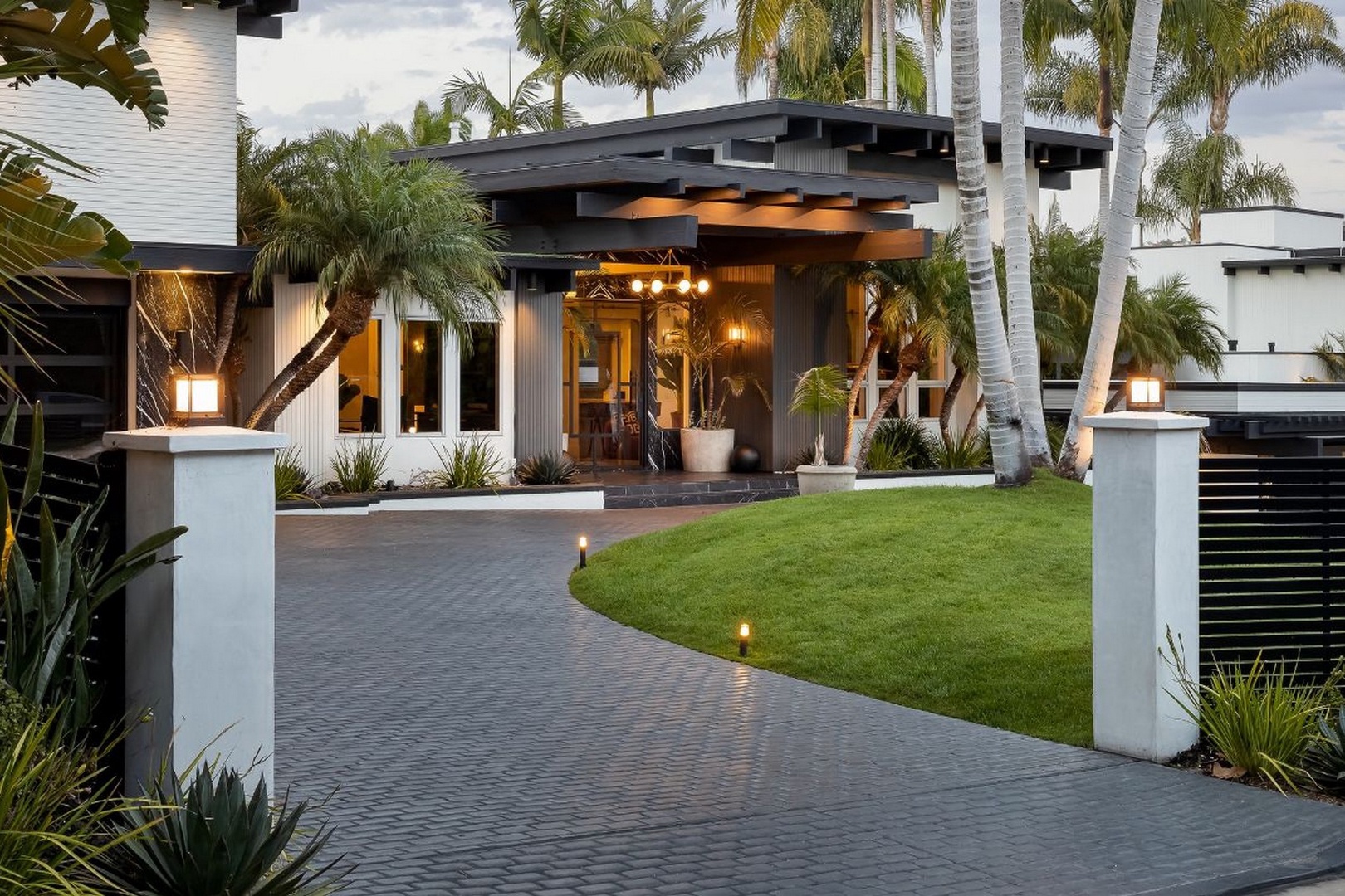 Grand-Blanc-Maison-San-Diego-Vacation-Rental-2 (1)