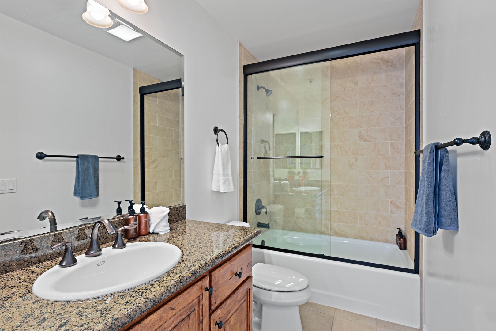 Upstairs bath with tub/shower combo