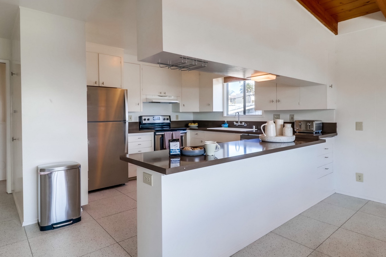 Large well stocked kitchen