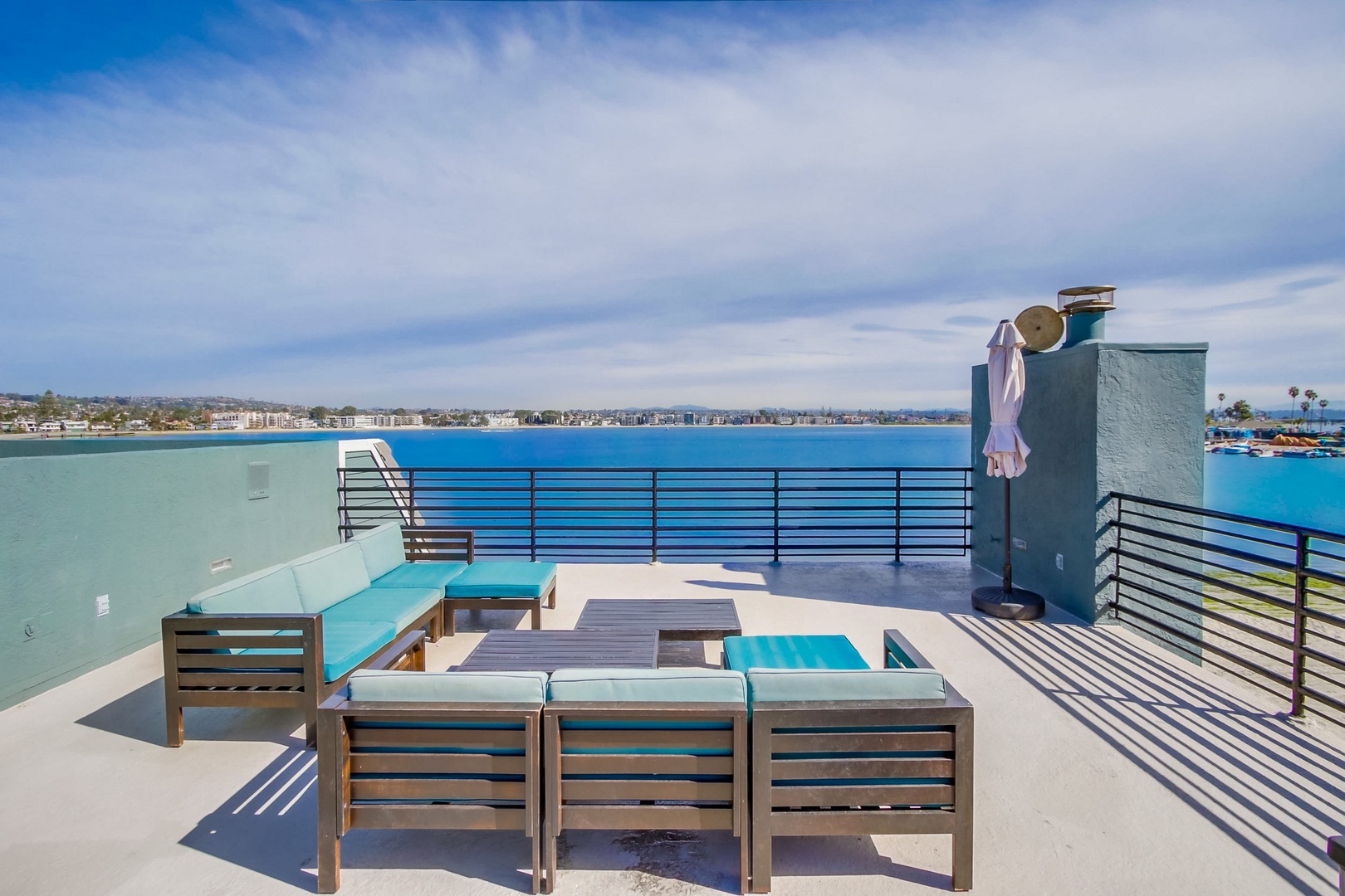 Rooftop deck with sectional seating