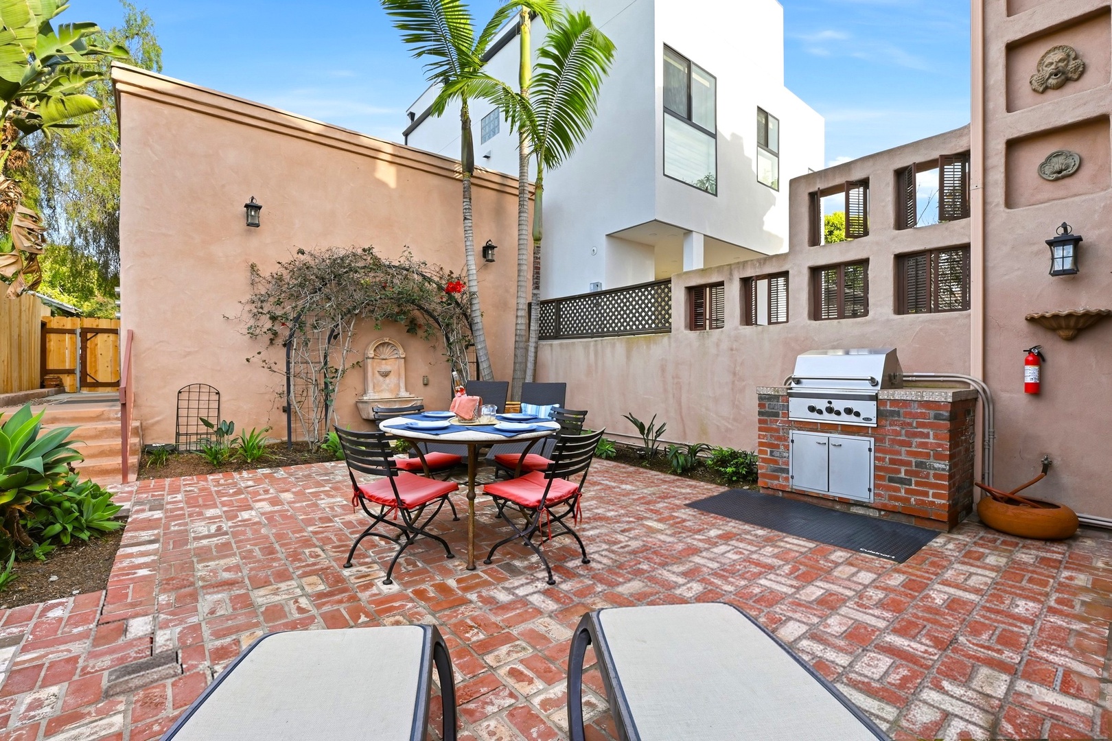 Built in BBQ and Lounges