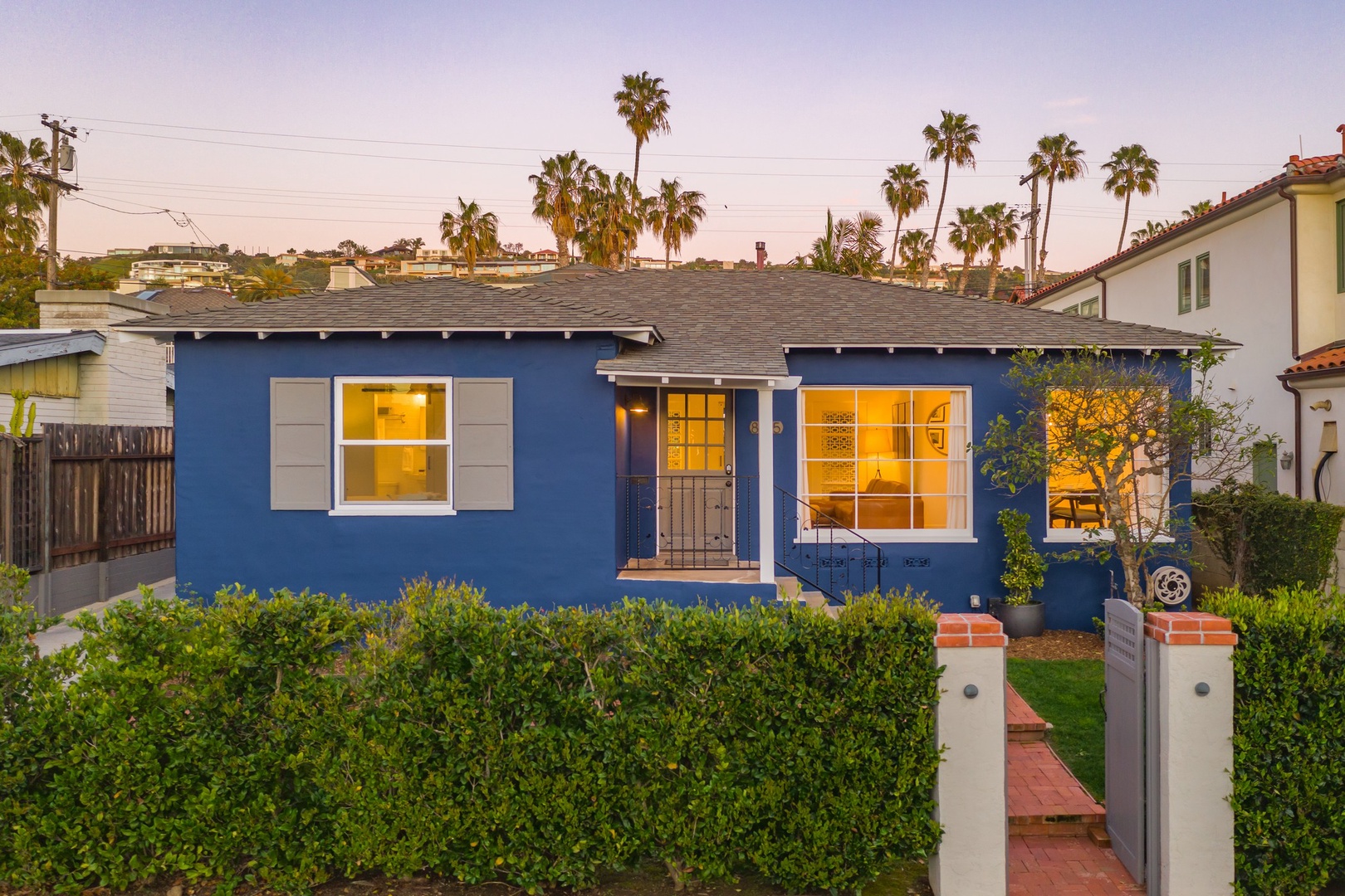 Fully remodeled Beach Bungalow