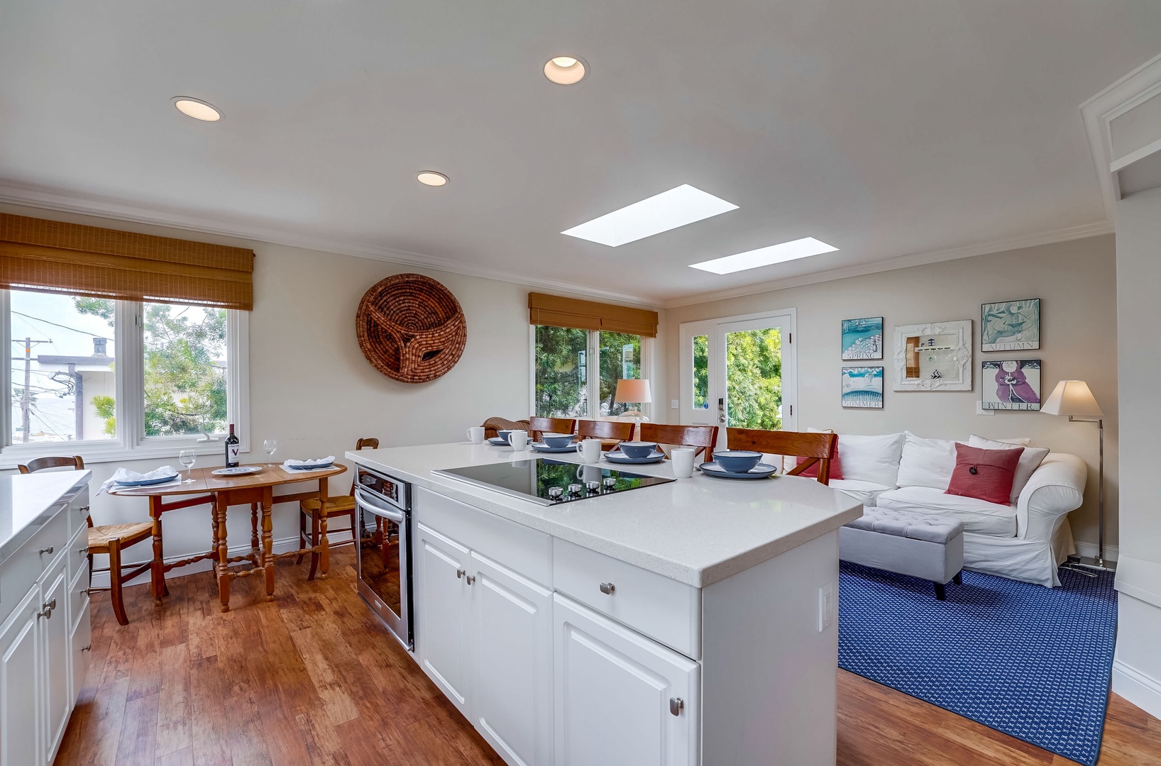 Convenient kitchen island