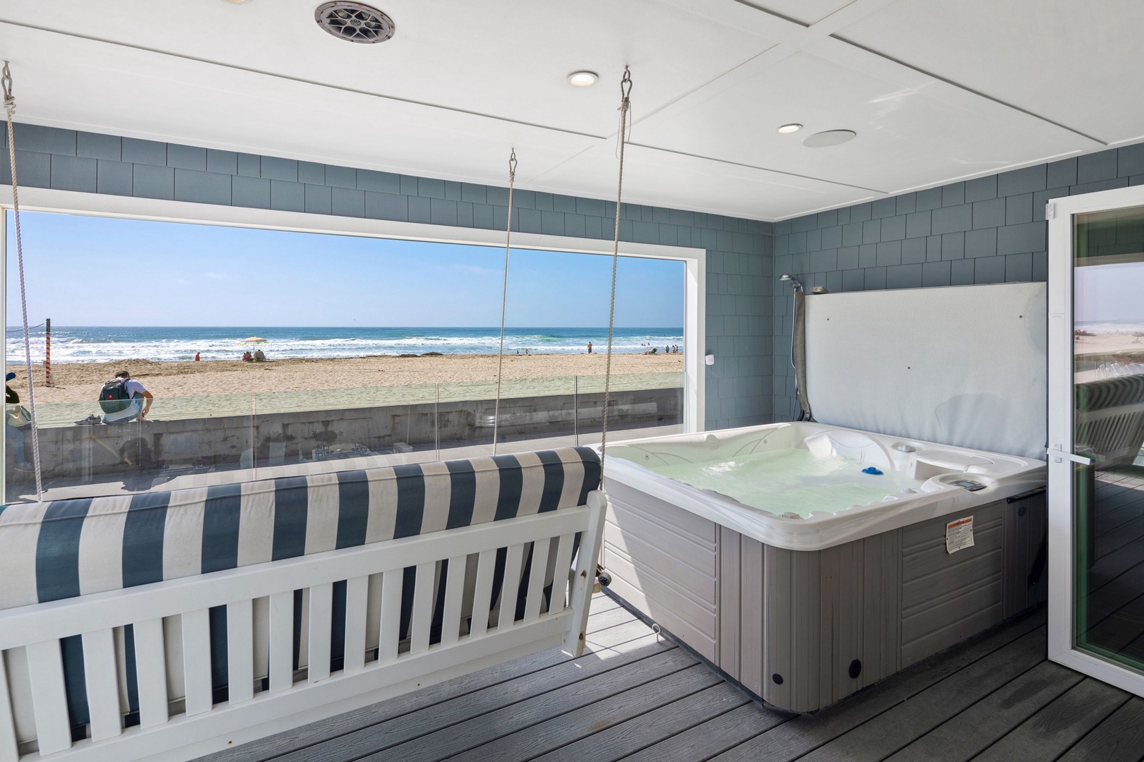 Oceanfront hot tub