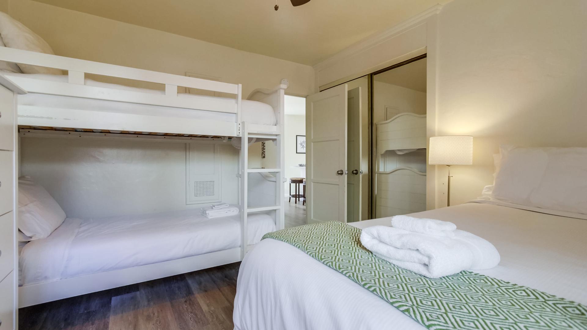 Bedroom 1 Queen bed & Twin bunk