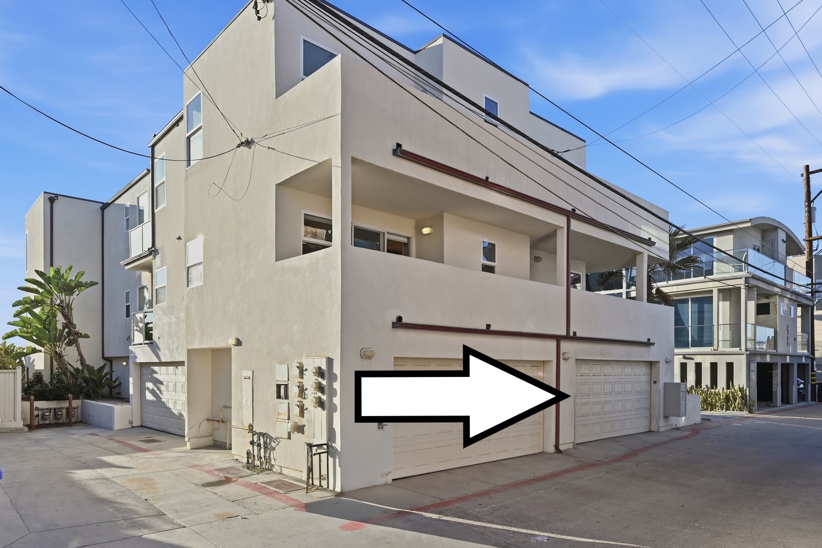 Enclosed garage (check dimensions)